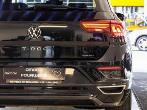 Volkswagen T-Roc 2.0TSI 140kW 4Motion R-Line - Image 18