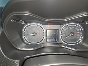 Suzuki Vitara Brezza 1.5 GLX - Image 14