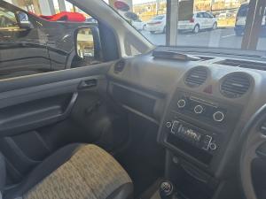 Volkswagen Caddy 1.6 panel van - Image 10