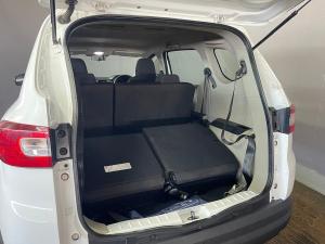 Renault Triber 1.0 Life - Image 9