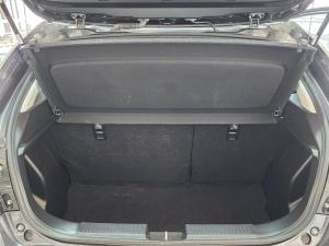 Suzuki Baleno 1.5 GL manual - Image 11