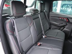 Isuzu D-Max 1.9TD double cab LS X-Rider manual - Image 14