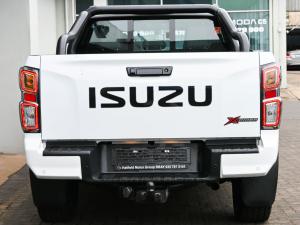 Isuzu D-Max 1.9TD double cab LS X-Rider manual - Image 15
