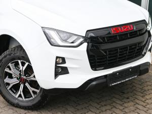 Isuzu D-Max 1.9TD double cab LS X-Rider manual - Image 4