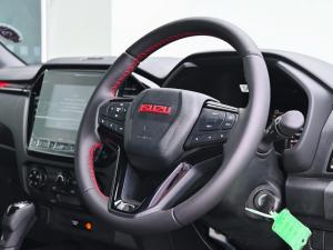 Isuzu D-Max 1.9TD double cab LS X-Rider manual - Image 6