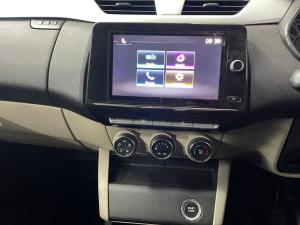 Renault Triber 1.0 Intens manual - Image 12
