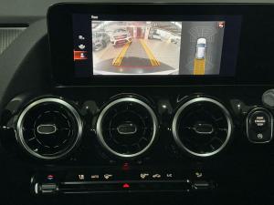 Mercedes-Benz GLA GLA200 - Image 13