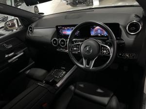 Mercedes-Benz GLA GLA200 - Image 5
