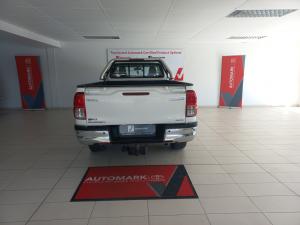 Toyota Hilux 2.4GD-6 single cab 4x4 Raider manual - Image 5