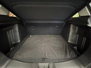 Toyota Urban Cruiser 1.5 XR manual - Image 15