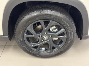Toyota Urban Cruiser 1.5 XR manual - Image 16