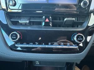 Toyota Corolla Cross 1.8 Hybrid GR-Sport - Image 15
