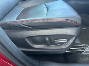 Toyota Corolla Cross 1.8 Hybrid GR-Sport - Image 19
