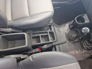 Toyota Land Cruiser 79 4.2D single cab - Image 12