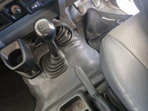 Toyota Land Cruiser 79 4.2D single cab - Image 22