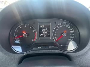 Volkswagen Polo Vivo hatch 1.4 Comfortline - Image 11