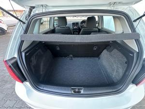 Volkswagen Polo Vivo hatch 1.4 Comfortline - Image 19
