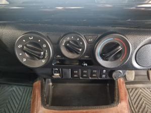 Toyota Hilux 2.4GD-6 Xtra cab Raider manual - Image 20