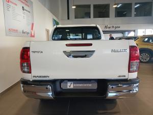 Toyota Hilux 2.4GD-6 double cab 4x4 Raider manual - Image 5