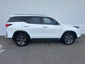 Toyota Fortuner 2.8GD-6 4x4 - Image 3