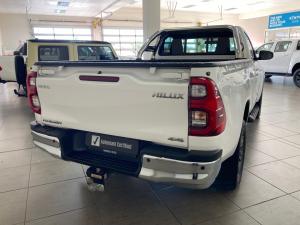 Toyota Hilux 2.8GD-6 single cab 4x4 Raider auto - Image 2