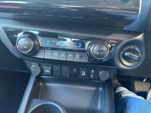 Toyota Hilux 2.8GD-6 48V double cab 4x4 Raider - Image 15