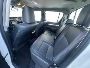 Toyota Hilux 2.8GD-6 48V double cab 4x4 Raider - Image 17