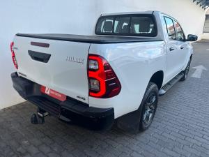 Toyota Hilux 2.8GD-6 48V double cab 4x4 Raider - Image 2