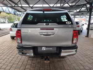 Toyota Hilux 2.8GD-6 double cab 4x4 Raider auto - Image 5