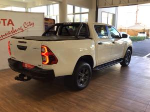Toyota Hilux 2.8GD-6 48V double cab 4x4 Raider - Image 2