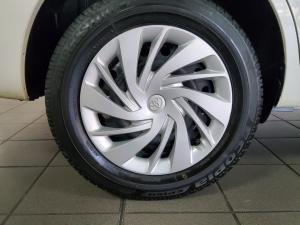 Toyota Rumion 1.5 SX manual - Image 9