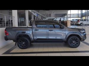 Toyota Hilux 2.8GD-6 double cab 4x4 Legend auto - Image 4