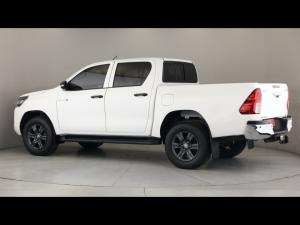 Toyota Hilux 2.4GD-6 double cab 4x4 Raider manual - Image 16