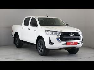 Toyota Hilux 2.4GD-6 double cab 4x4 Raider manual - Image 1
