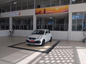 Toyota Vitz 1.0 XR auto - Image 9