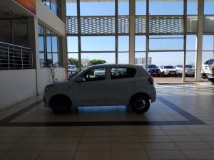 Toyota Vitz 1.0 XR auto - Image 11