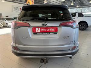 Toyota RAV4 2.2D-4D AWD GX - Image 6