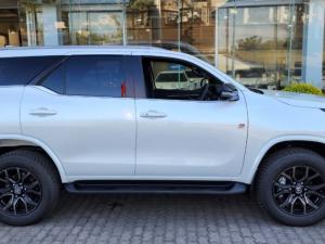 Toyota Fortuner 2.8GD-6 4X4 GR-S automatic - Image 3