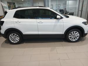 Volkswagen T-CROSS 1.0 TSI Comfortline DSG - Image 18