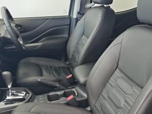 Nissan Navara 2.5DDTI PRO-2X automatic D/C - Image 8