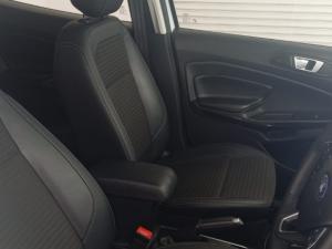 Ford Ecosport 1.0 Ecoboost Titanium automatic - Image 8