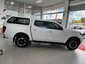 Nissan Navara 2.5DDTI LE/LE Plus 4X4 automatic D/C - Image 6