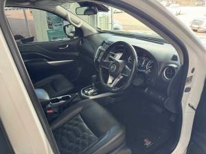 Nissan Navara 2.5DDTI LE/LE Plus 4X4 automatic D/C - Image 8