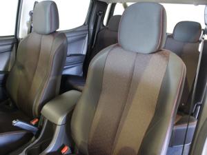 Isuzu D-Max 250 double cab Hi-Ride auto - Image 5