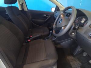 Volkswagen Polo Vivo hatch 1.4 Comfortline - Image 9