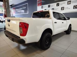 Nissan Navara 2.5DDTi double cab SE auto - Image 11