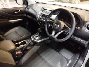 Nissan Navara 2.5DDTi double cab SE auto - Image 7