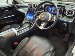 Mercedes-Benz C-Class C220d - Image 13