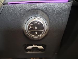 Mercedes-Benz C-Class C220d - Image 15