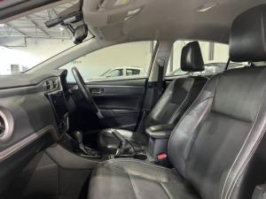 Toyota Corolla 1.8 Exclusive auto - Image 9